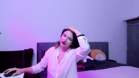 Snapshot of katherinemidnight chatting on October 17, 2025, 3:47 pm Katherine online show from October 17, 2025, 3:47 pm