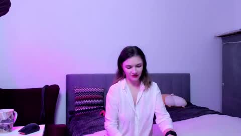 Snapshot of katherinemidnight chatting on October 31, 2025, 3:57 pm Katherine online show from October 31, 2025, 3:57 pm