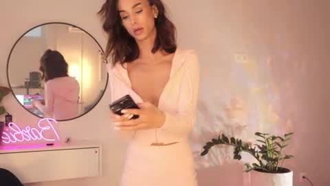 katherinepinke online show from February 8, 2026, 11:13 am