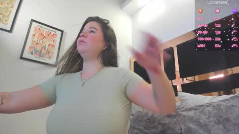 Snapshot of katherinn_gomezz chatting on October 20, 2025, 11:43 am Katherin  online show from October 20, 2025, 11:43 am