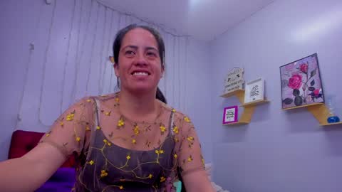 Paola online show from December 14, 2024, 1:16 pm