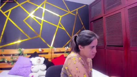 Paola online show from December 27, 2024, 1:07 pm