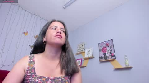 Paola online show from January 23, 2025, 1:24 pm