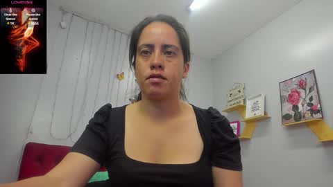 Paola online show from February 5, 2025, 12:27 pm