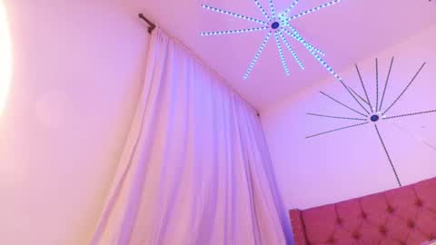 Snapshot of kathleen_brown chatting on September 18, 2025, 9:39 pm Katherine  online show from September 18, 2025, 9:39 pm