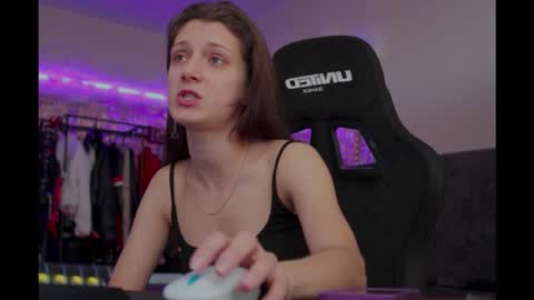 Snapshot of kathleen_frost chatting on September 23, 2025, 6:49 am kathleen_frost online show from September 23, 2025, 6:49 am