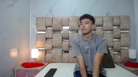 Kaht y Aiden online show from July 30, 2026, 2:38 pm