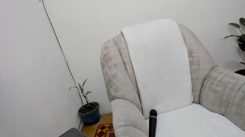 katia_12_ online show from December 30, 2024, 2:20 am