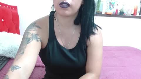 Katia collins online show from December 15, 2024, 5:45 am