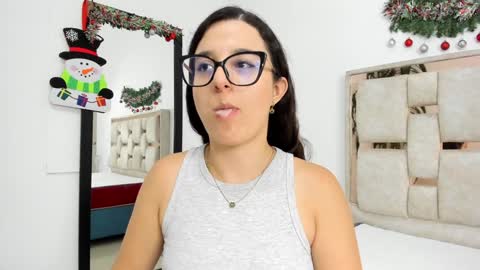 Snapshot of katia_foxx chatting on December 9, 2024, 6:46 pm Khaterine online show from December 9, 2024, 6:46 pm