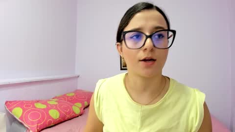 Snapshot of katia_foxx chatting on December 11, 2024, 4:09 pm Khaterine online show from December 11, 2024, 4:09 pm