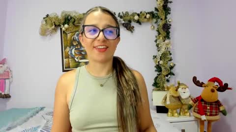 Snapshot of katia_foxx chatting on December 21, 2024, 11:01 am Khaterine online show from December 21, 2024, 11:01 am