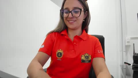 Snapshot of katia_foxx chatting on December 24, 2024, 12:00 pm Khaterine online show from December 24, 2024, 12:00 pm
