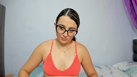 Snapshot of katia_foxx chatting on February 2, 2025, 12:24 pm Khaterine online show from February 2, 2025, 12:24 pm