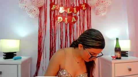 Snapshot of katia_foxx chatting on February 14, 2025, 12:47 pm Khaterine online show from February 14, 2025, 12:47 pm