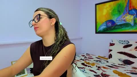 Khaterine online show from March 19, 2026, 12:09 pm