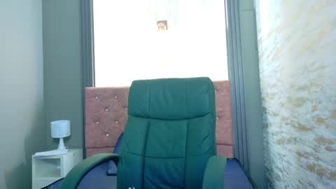 Snapshot of katia_green chatting on September 30, 2025, 11:59 am Katia online show from September 30, 2025, 11:59 am