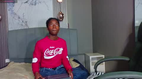 Snapshot of katia_green chatting on November 2, 2025, 11:45 am Katia online show from November 2, 2025, 11:45 am