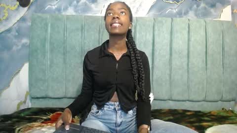 Katia online show from December 4, 2025, 2:59 pm