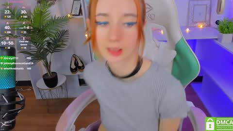 Katia  online show from January 1, 2025, 9:07 am
