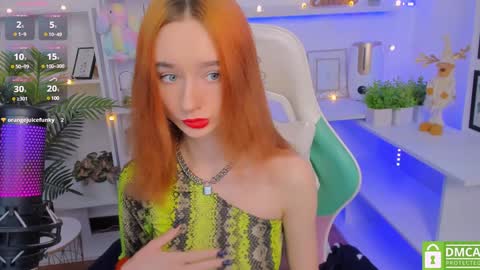 Katia  online show from January 12, 2025, 6:28 am