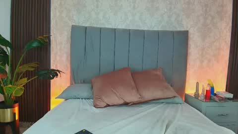 Karen Villas online show from February 13, 2025, 8:45 pm