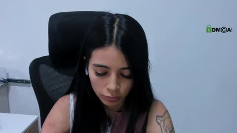 Katia  online show from May 23, 2026, 4:11 pm