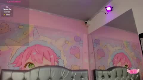 Snapshot of katia_ws chatting on October 6, 2025, 12:13 pm KATIA  online show from October 6, 2025, 12:13 pm