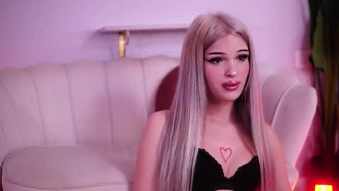 Katia online show from February 6, 2026, 3:37 pm