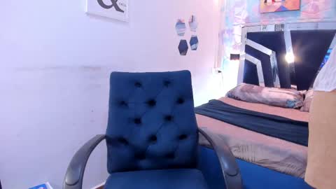 KATIA  ROMERO online show from September 13, 2025, 3:01 pm