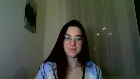 katie_foxi online show from January 15, 2025, 5:05 pm