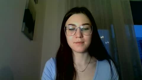 katie_foxi online show from February 22, 2025, 3:14 pm