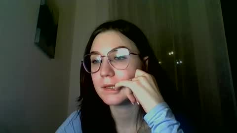 katie_foxi online show from February 22, 2025, 6:19 pm