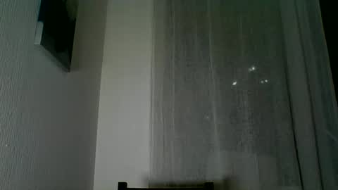 katie_foxi online show from November 21, 2025, 5:00 pm