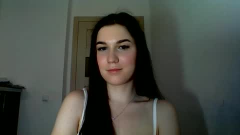katie_foxi online show from June 6, 2026, 5:28 pm