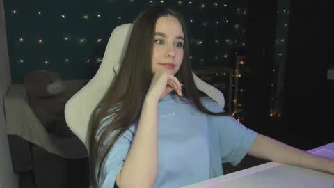 Snapshot of katie_taylorr chatting on December 2, 2024, 11:29 pm Katie online show from December 2, 2024, 11:29 pm
