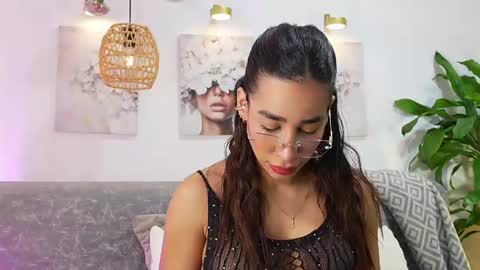 Katie online show from June 18, 2026, 11:03 am