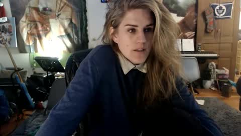 Snapshot of katiecutie_5 chatting on April 10, 2026, 5:01 am Katie online show from April 10, 2026, 5:01 am