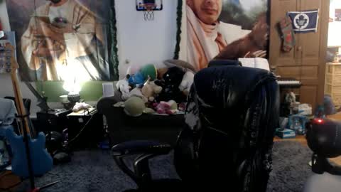 Snapshot of katiecutie_5 chatting on May 17, 2026, 4:10 am Katie online show from May 17, 2026, 4:10 am