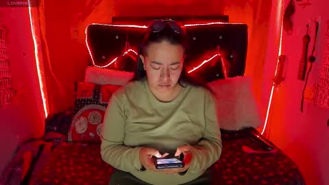 SHARON  KATIEE online show from November 8, 2025, 1:44 pm