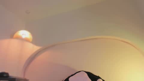 Snapshot of katiepeach_ chatting on October 9, 2025, 11:30 am Katy  IGPeach kat666 online show from October 9, 2025, 11:30 am