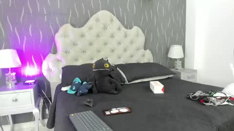 Katie online show from December 26, 2024, 6:09 am