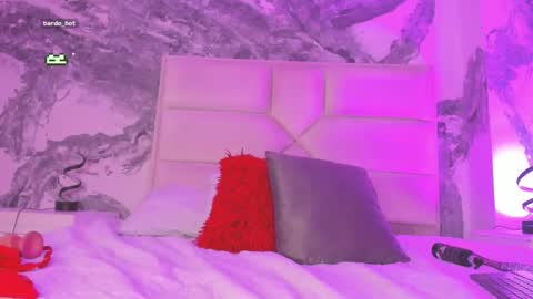 Katie online show from January 31, 2025, 2:04 am