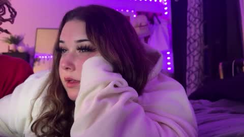 Snapshot of katiexjaxsonn chatting on December 7, 2024, 2:20 am katiexjaxsonn online show from December 7, 2024, 2:20 am