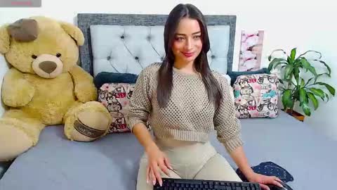 Follow Instagram katikloving online show from March 15, 2026, 3:34 am