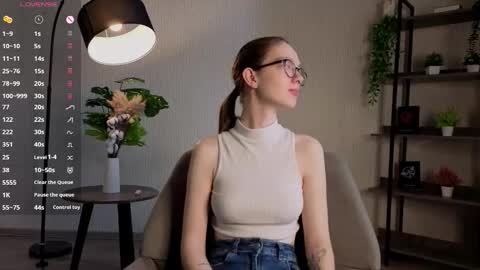 Scarlett online show from March 21, 2026, 7:35 am