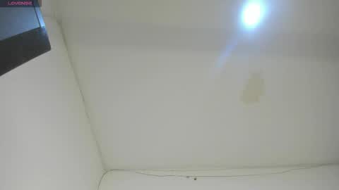 Snapshot of katitahotcam_ass chatting on October 22, 2025, 10:42 pm katita online show from October 22, 2025, 10:42 pm
