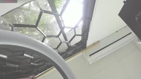 Sofia online show from February 2, 2026, 10:08 pm