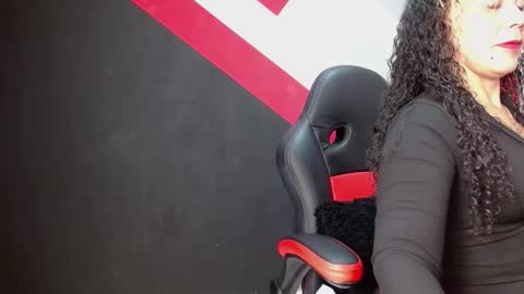 Katiuska online show from December 4, 2025, 11:35 pm