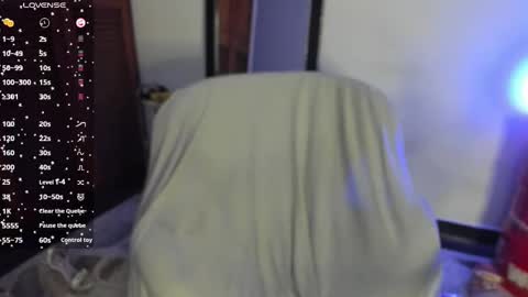 Snapshot of katlucy69 chatting on February 22, 2025, 7:34 am lucyfx69   INSTAGRAM online show from February 22, 2025, 7:34 am